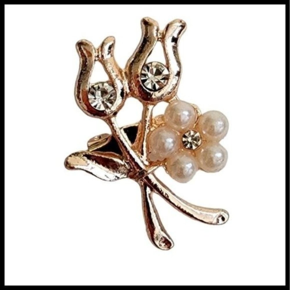 Vintage Gold Tone Faux Pearl Rhinestone Flower‎ Bouquet Pin Brooch